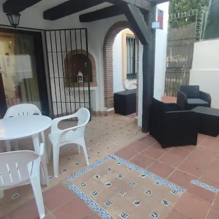 Crown Calahonda Apartament *