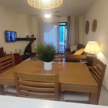 Crown Calahonda Apartament
